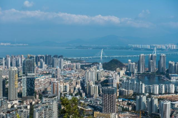 扬帆配资 截至2025年3月末深圳外贸企业贷款余额达1.1万亿元