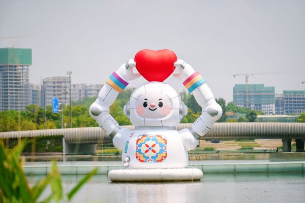 海会配资 中国西部首个未来机器人公园 为成都青少年开启跨时空科学探险